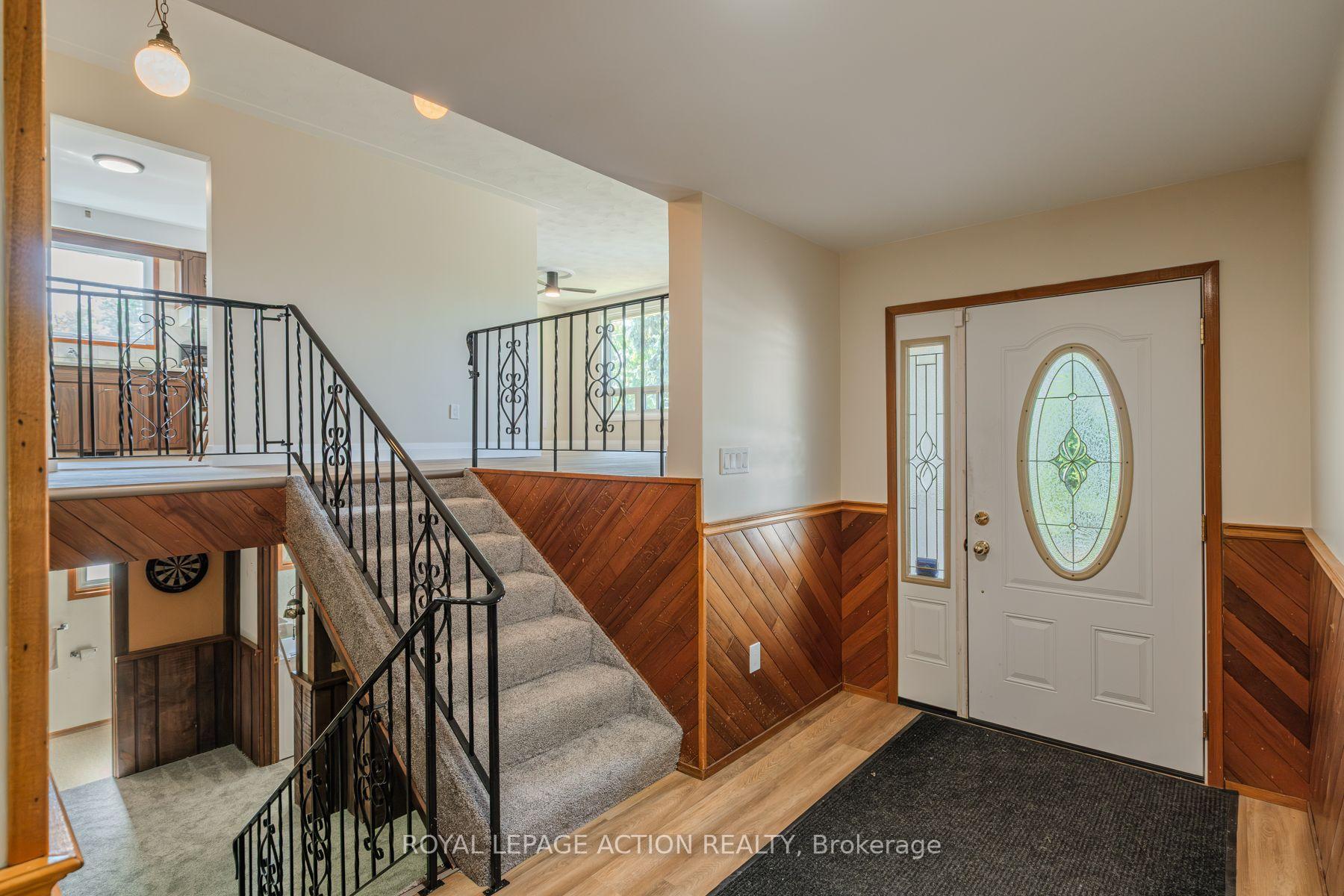Photo 7 of 9 Bannister Street, Brant, Oakland — HOMEH