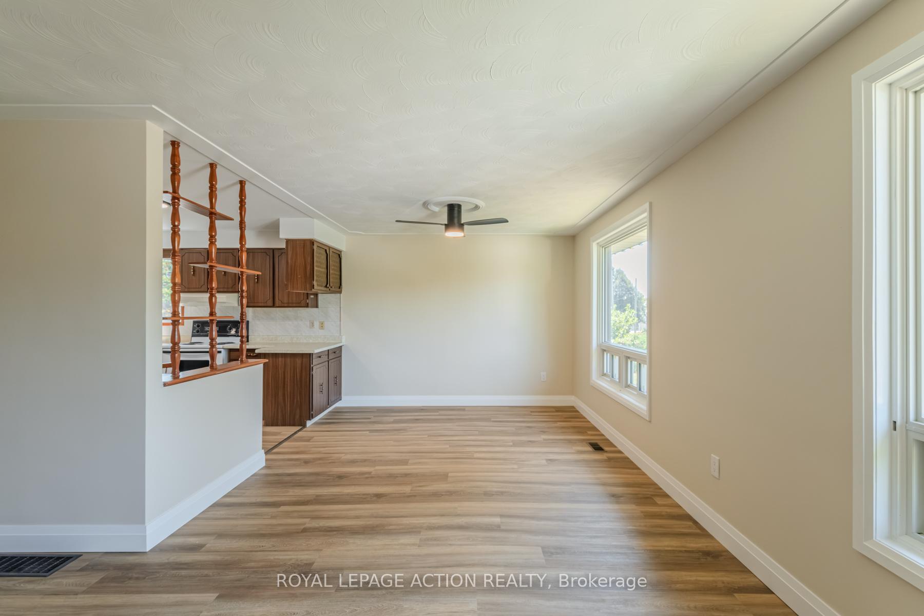 Photo 12 of 9 Bannister Street, Brant, Oakland — HOMEH