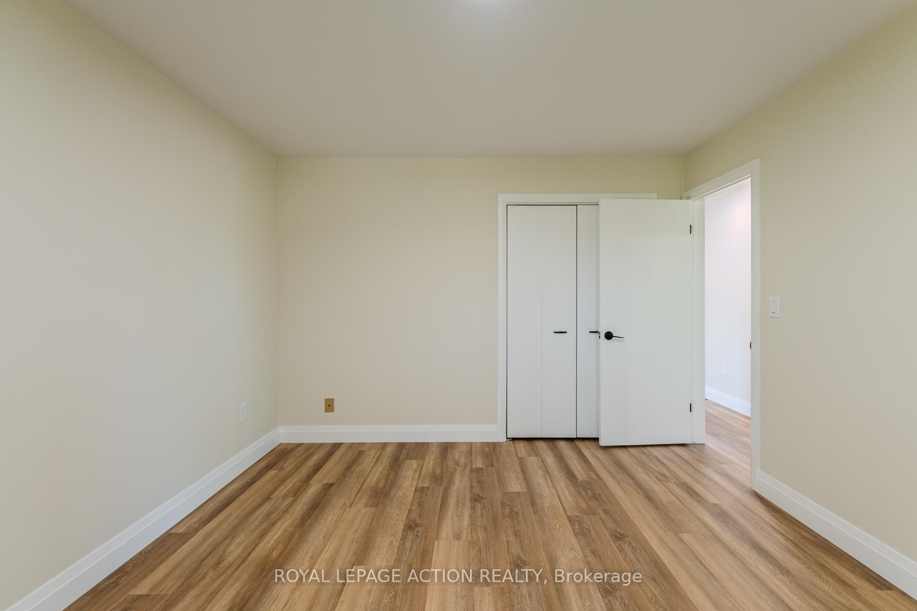 Photo 16 of 9 Bannister Street, Brant, Oakland — HOMEH