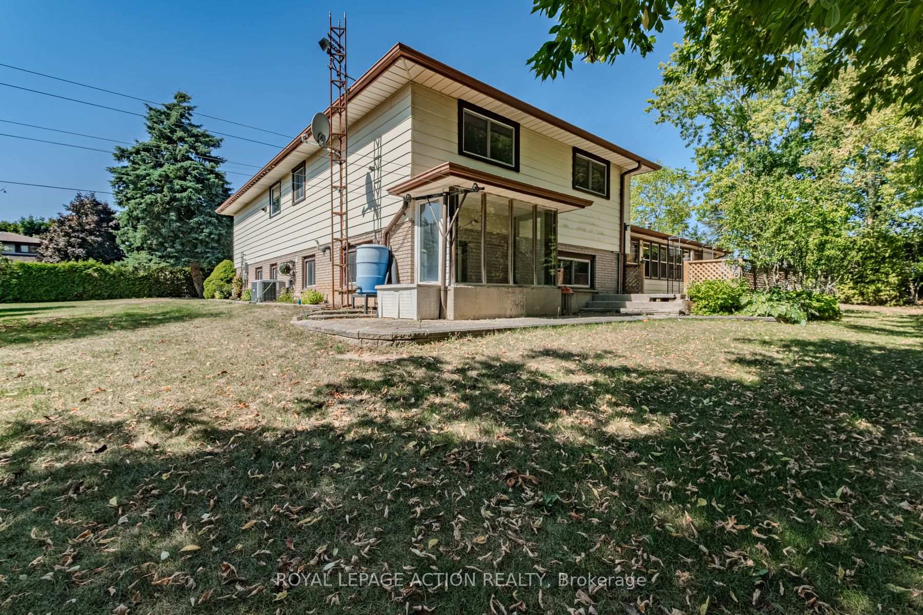 Photo 41 of 9 Bannister Street, Brant, Oakland — HOMEH
