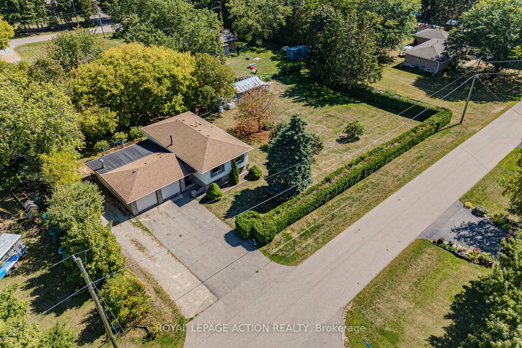 Photo 42 of 9 Bannister Street, Brant, Oakland — HOMEH