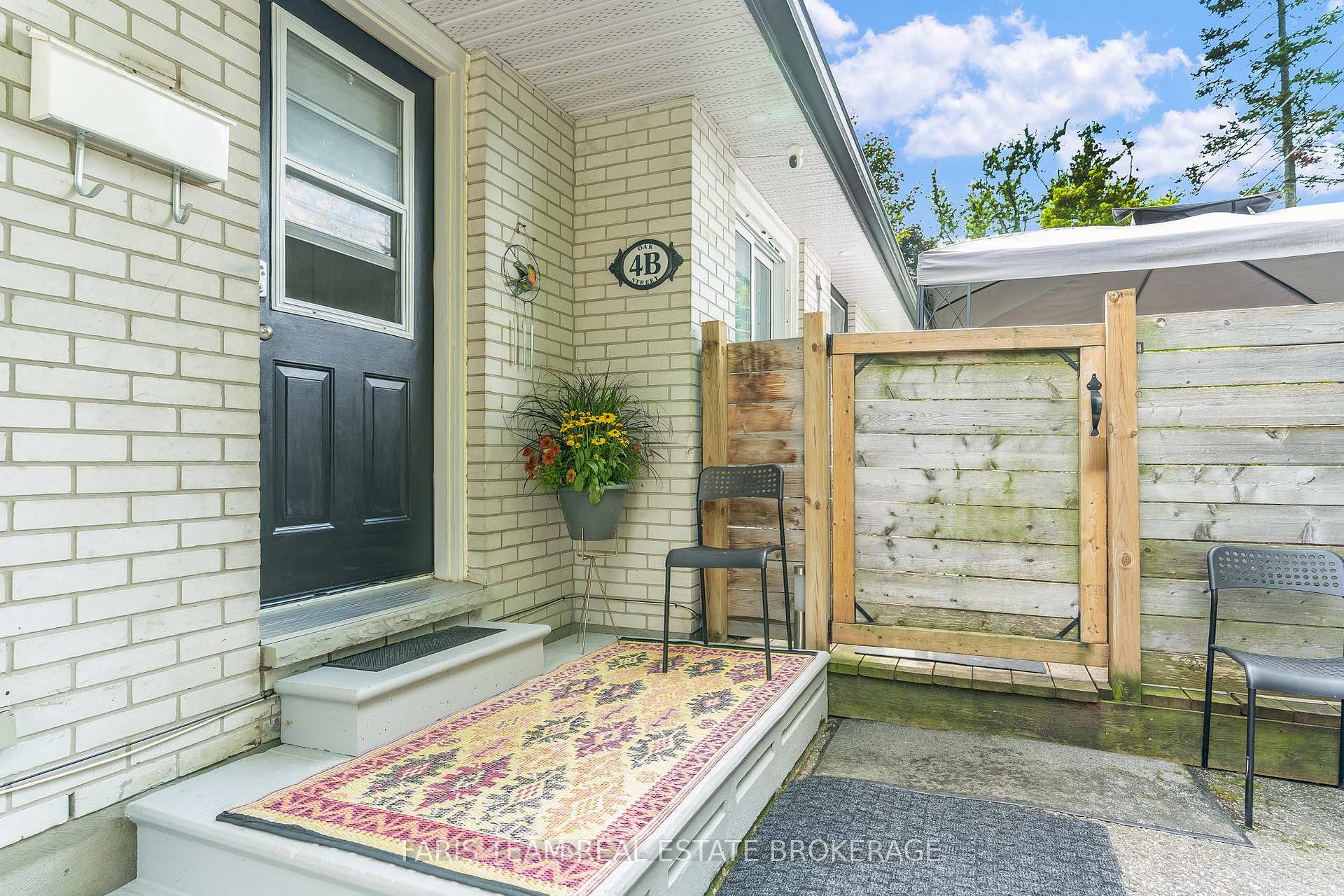 Photo 8 of 4B Oak Street, Barrie, Wellington — HOMEH