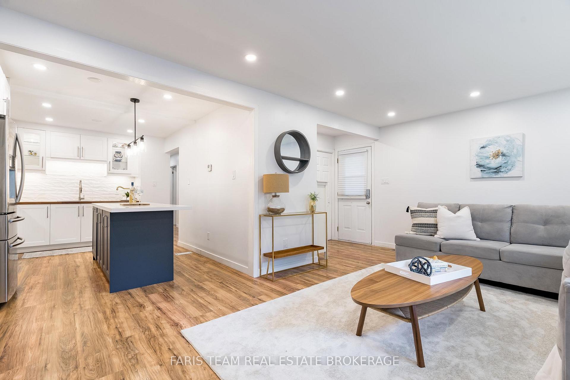 Photo 19 of 4B Oak Street, Barrie, Wellington — HOMEH