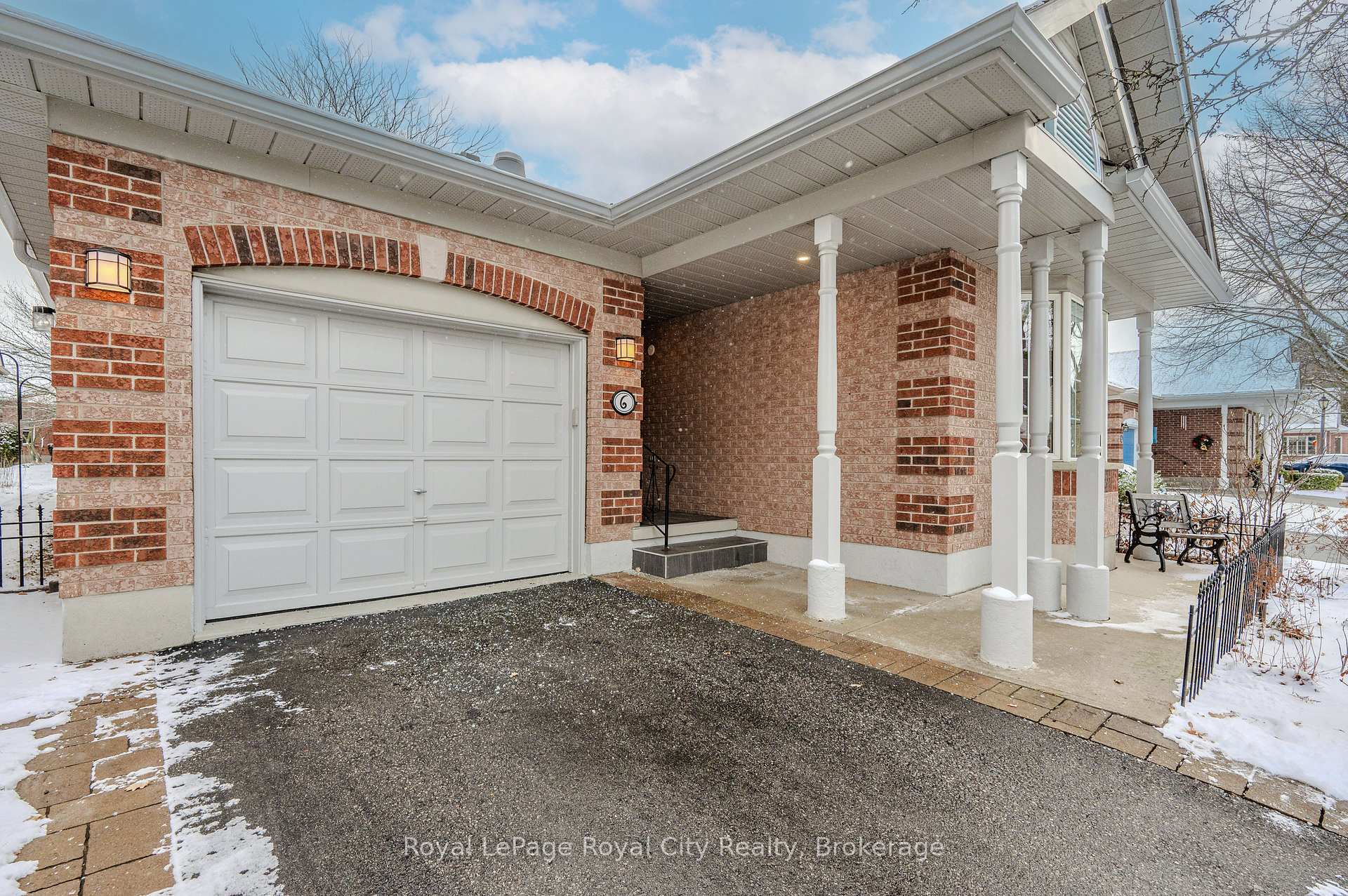 Photo 3 of 6 White Pine Way, Guelph, Village By The Arboretum — HOMEH