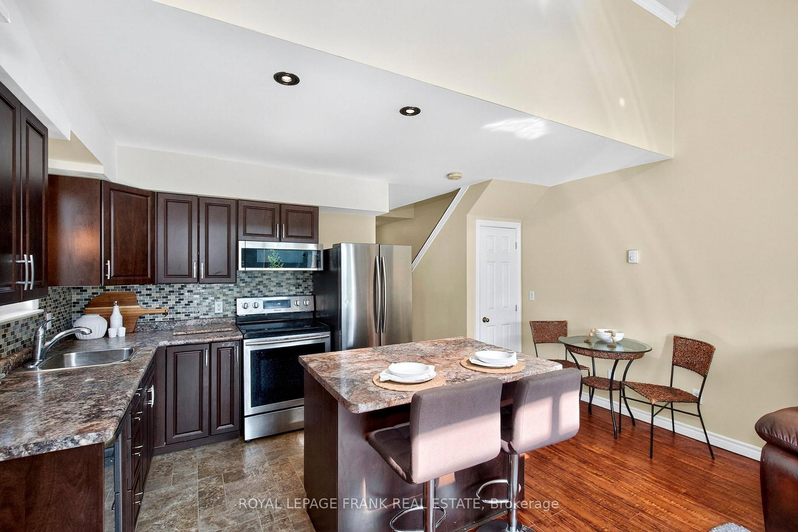 Photo 41 of Unit 14, 81 Laguna Pkwy, Ramara, Brechin — HOMEH