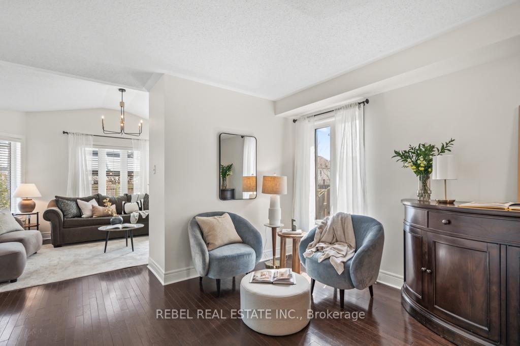 Photo 7 of 168 Bathgate Crescent, Clarington, Courtice — HOMEH