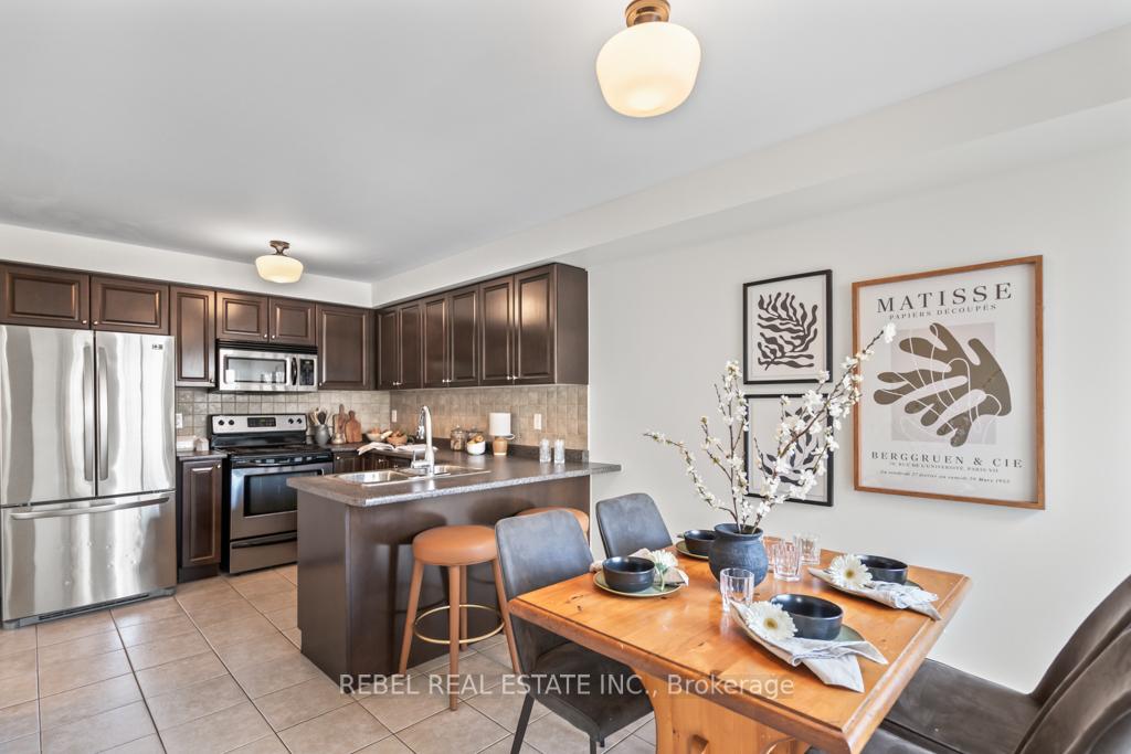 Photo 19 of 168 Bathgate Crescent, Clarington, Courtice — HOMEH