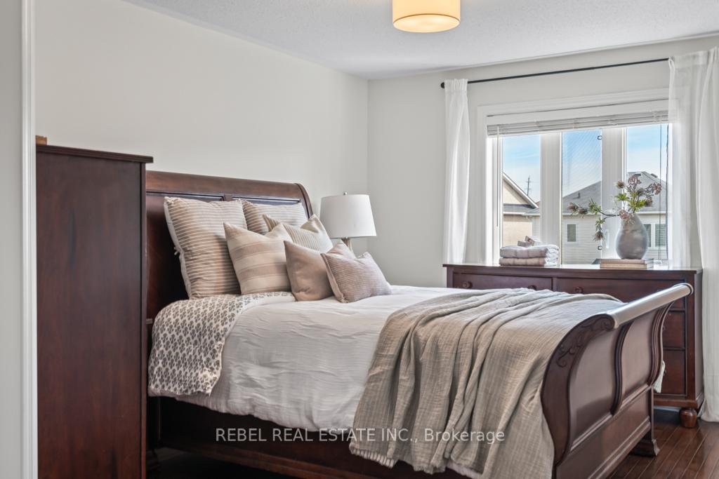 Photo 27 of 168 Bathgate Crescent, Clarington, Courtice — HOMEH