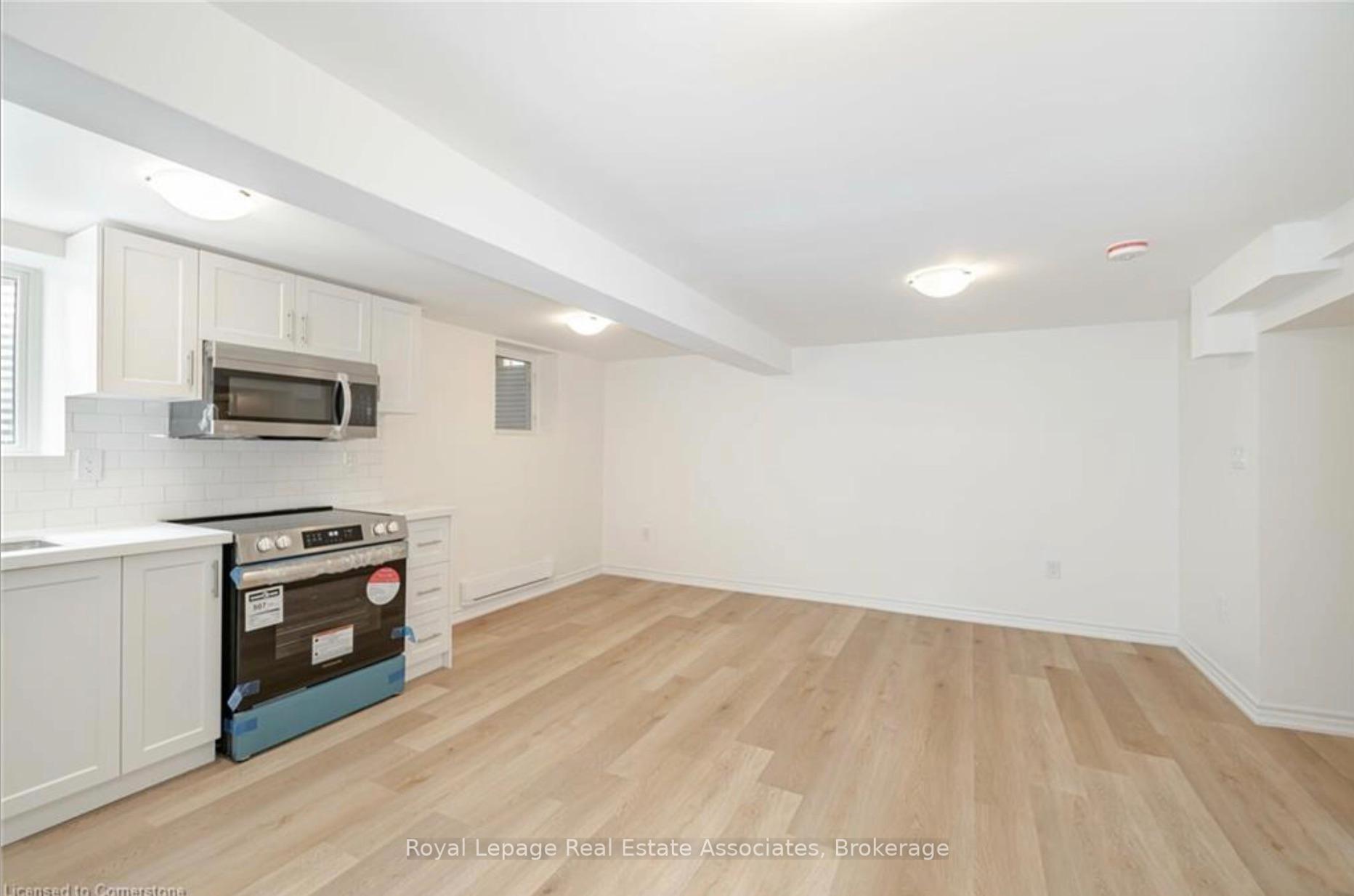 Photo 2 of Unit 3, 163 Bruce Street, Brant, Brantford Twp — HOMEH
