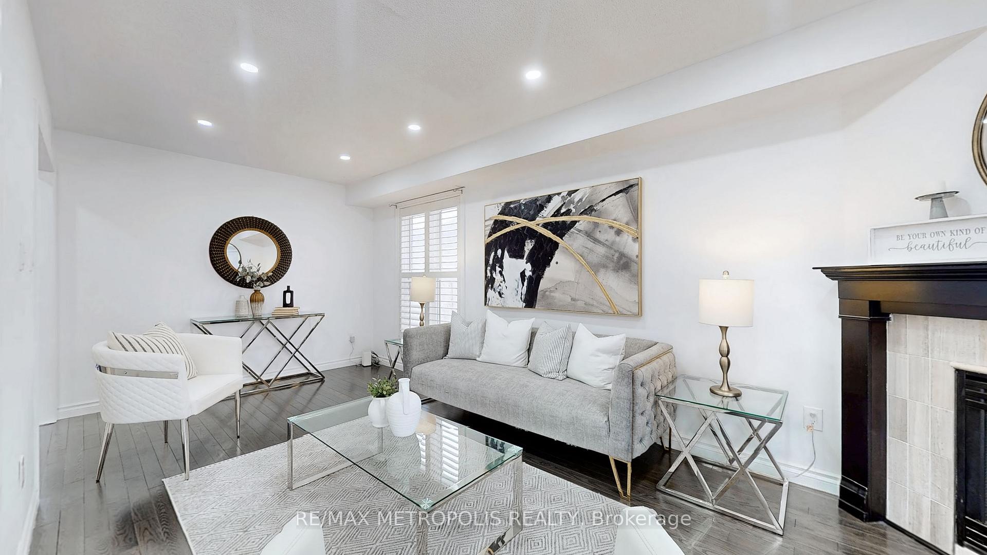 Photo 6 of 31 Hearthstone Crescent, Clarington, Courtice — HOMEH
