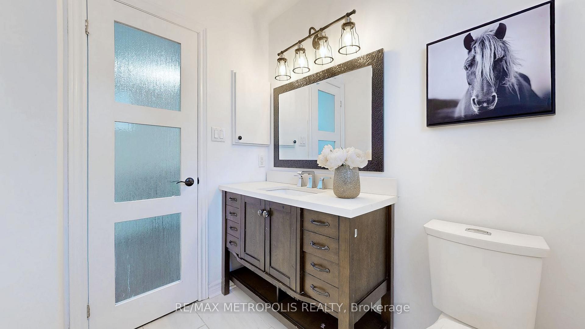 Photo 27 of 31 Hearthstone Crescent, Clarington, Courtice — HOMEH