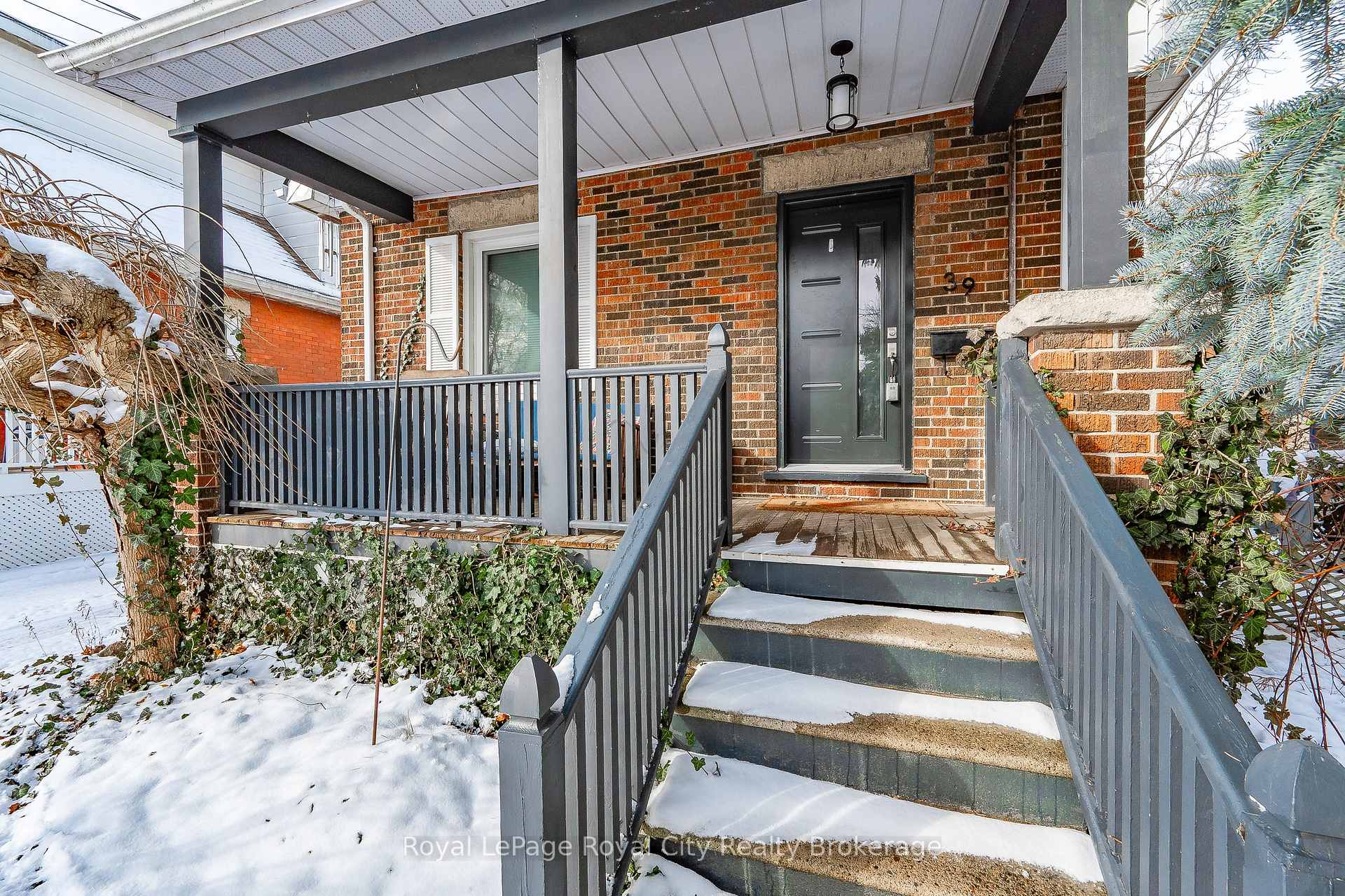 Photo 2 of 39 Raglan Street, Guelph, Junction/Onward Willow — HOMEH