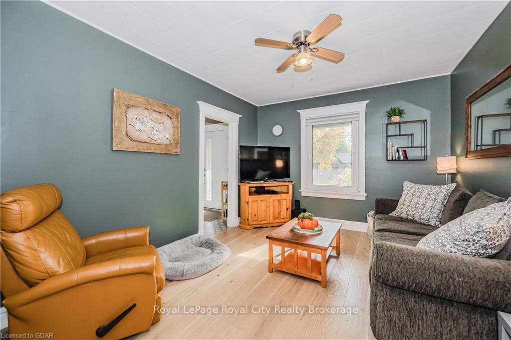 Photo 6 of 39 Raglan Street, Guelph, Junction/Onward Willow — HOMEH