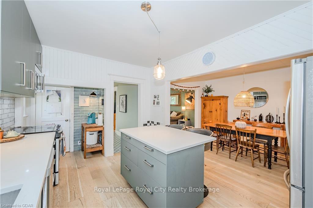 Photo 14 of 39 Raglan Street, Guelph, Junction/Onward Willow — HOMEH