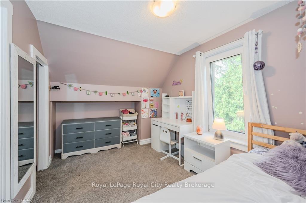 Photo 26 of 39 Raglan Street, Guelph, Junction/Onward Willow — HOMEH
