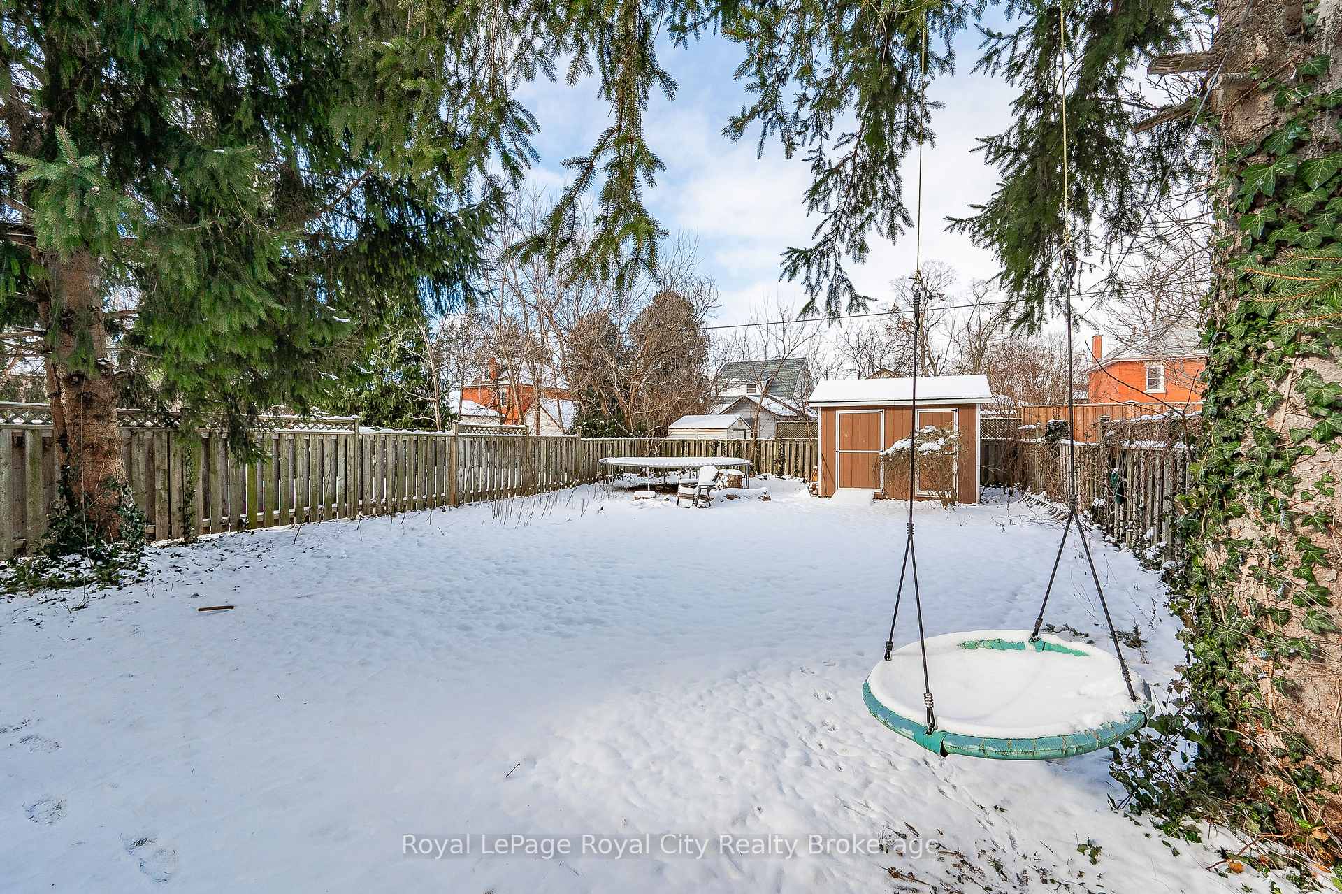 Photo 32 of 39 Raglan Street, Guelph, Junction/Onward Willow — HOMEH