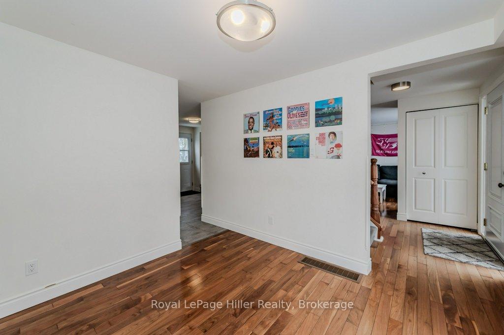 Photo 13 of 43 Steffler Drive, Guelph, Kortright West — HOMEH
