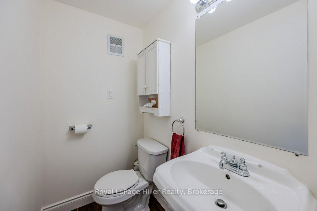 Photo 14 of 43 Steffler Drive, Guelph, Kortright West — HOMEH