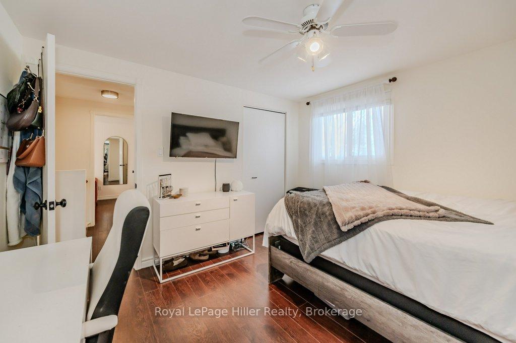 Photo 16 of 43 Steffler Drive, Guelph, Kortright West — HOMEH