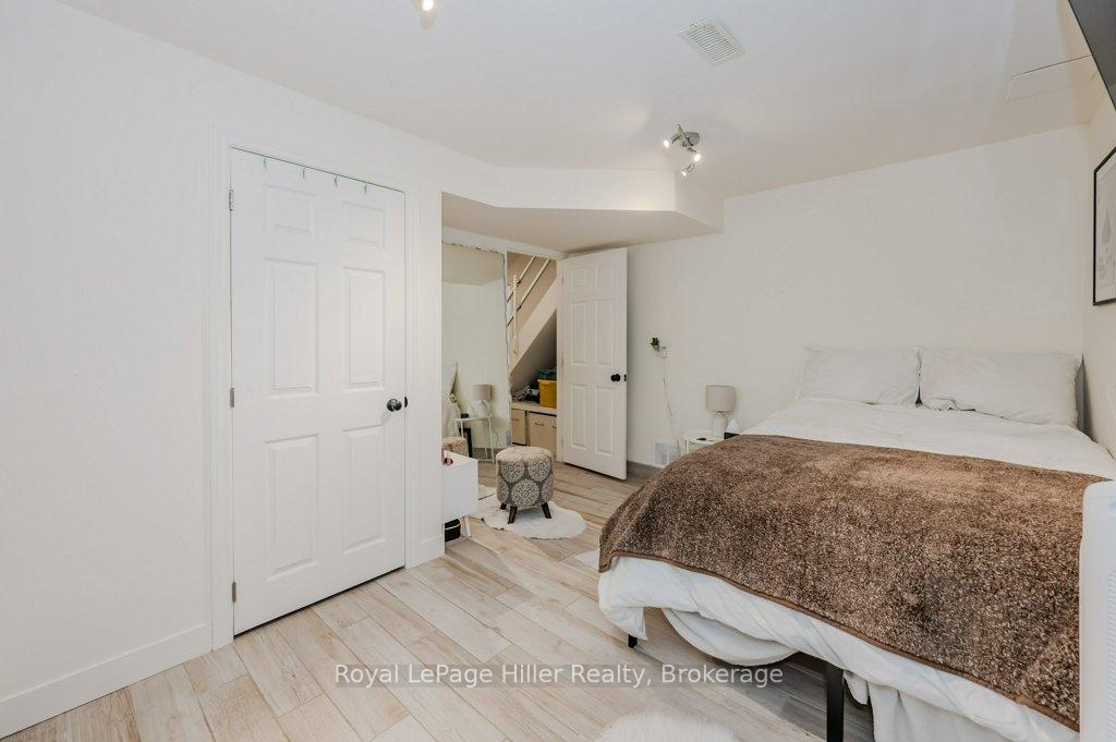 Photo 27 of 43 Steffler Drive, Guelph, Kortright West — HOMEH