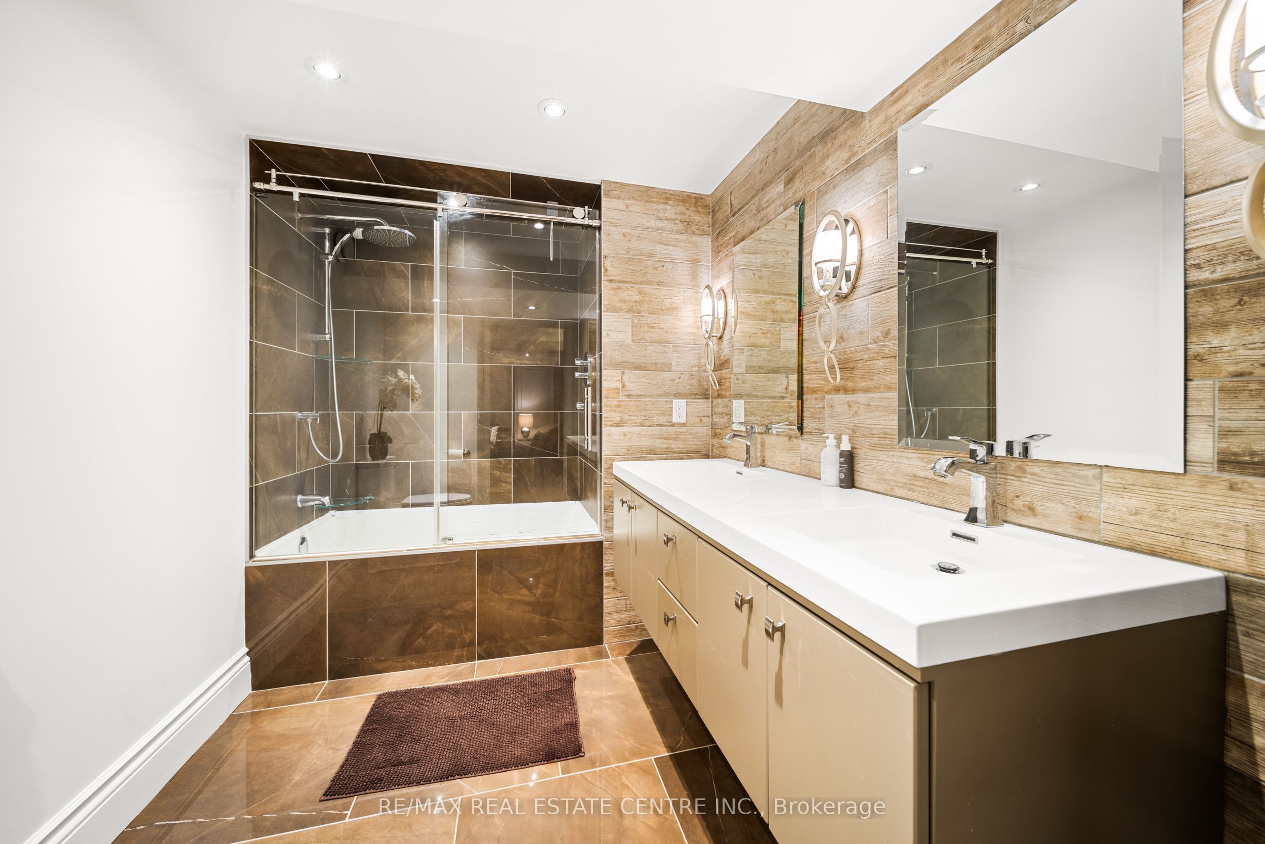 Photo 86 of 73 Terrence Park Drive, Hamilton, Ancaster — HOMEH
