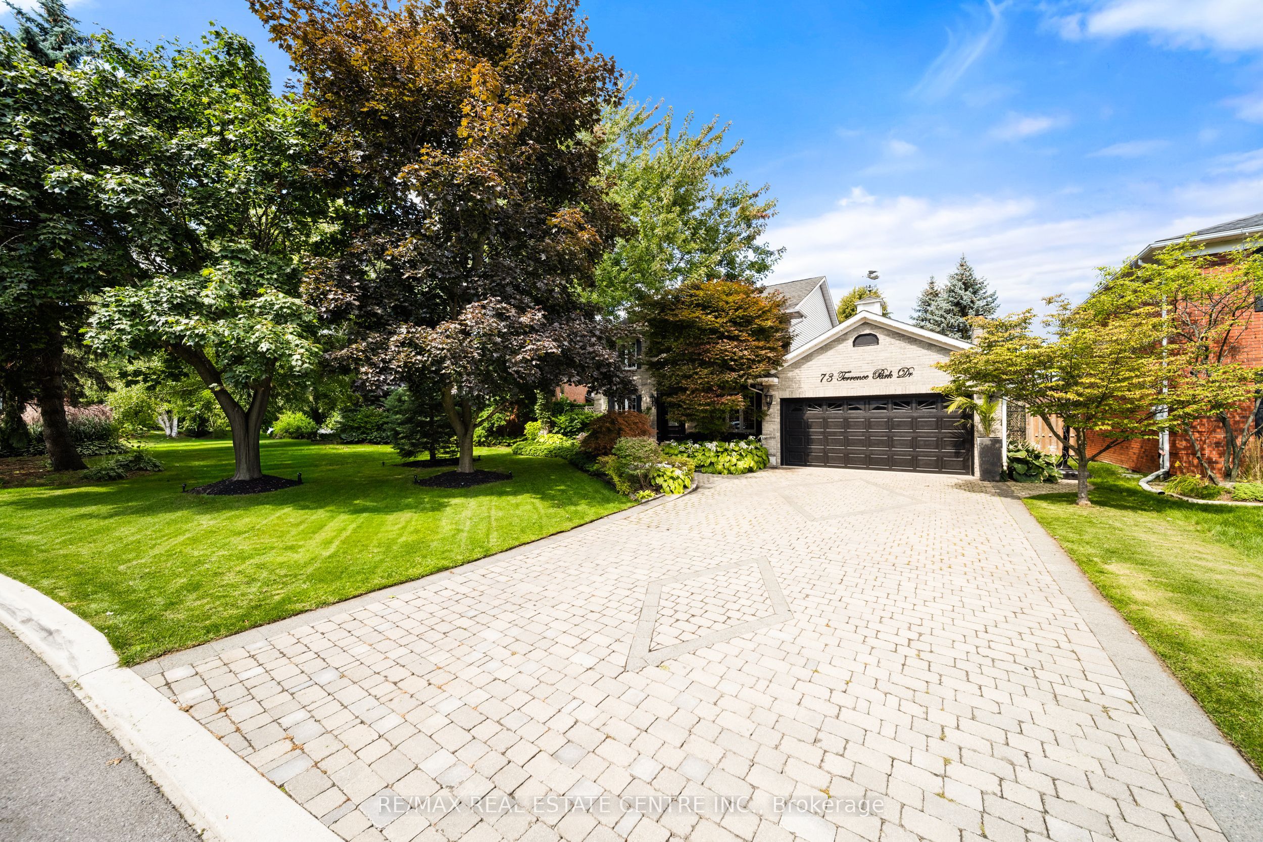 Photo 52 of 73 Terrence Park Drive, Hamilton, Ancaster — HOMEH