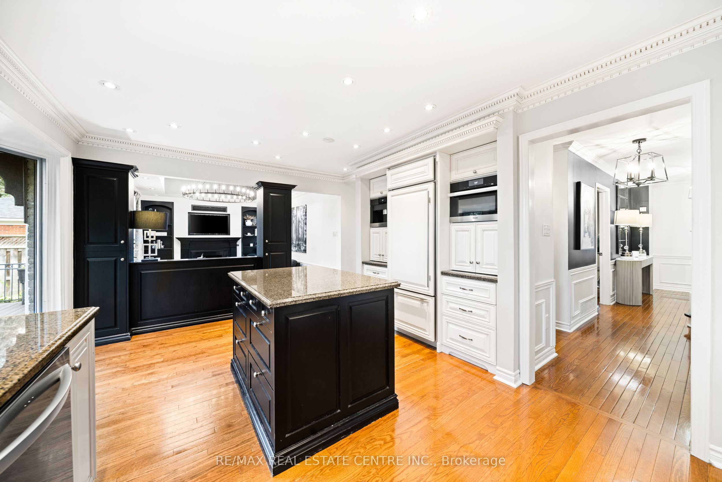 Photo 66 of 73 Terrence Park Drive, Hamilton, Ancaster — HOMEH