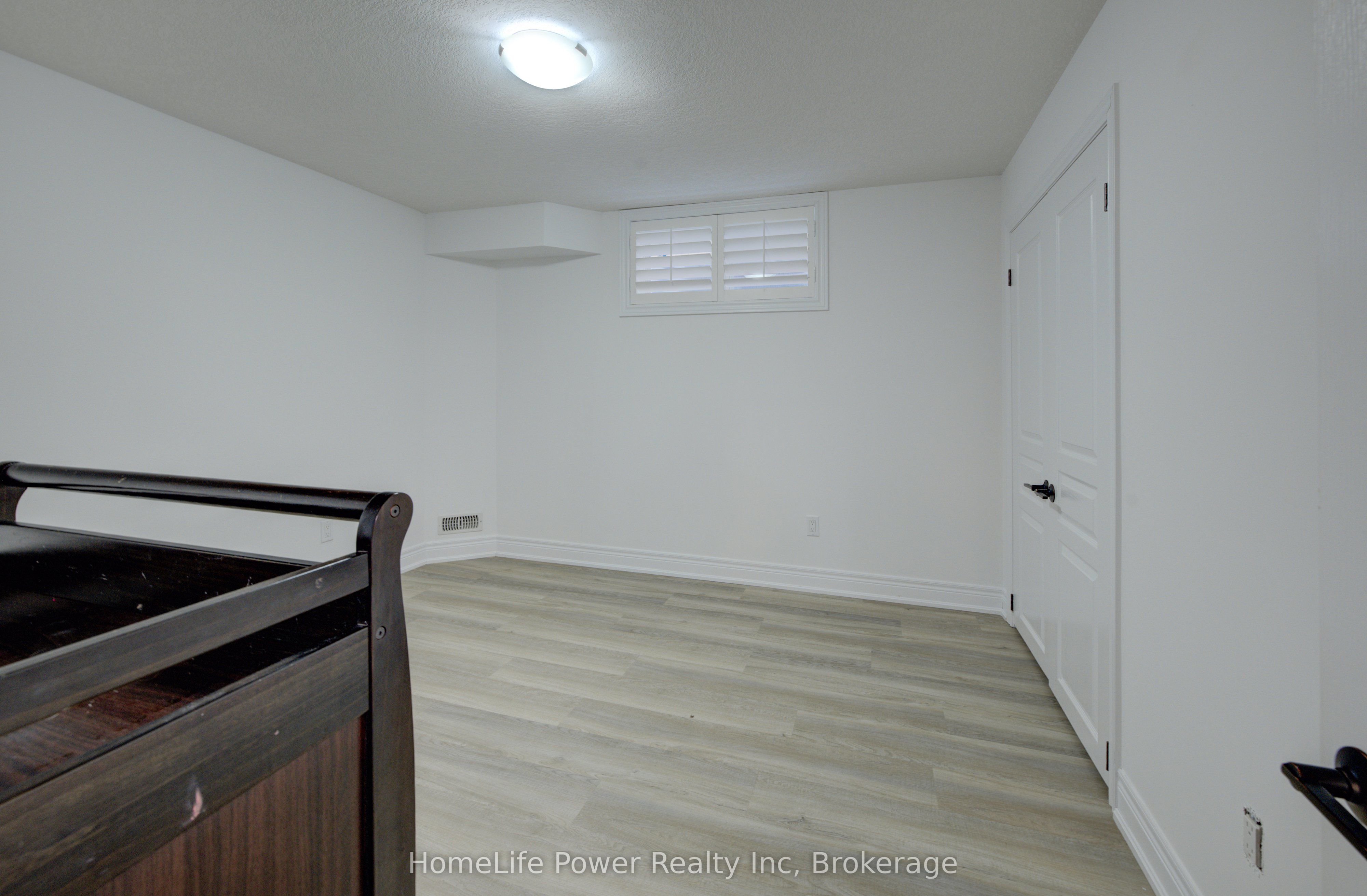 Photo 88 of 113 Dallan Drive, Guelph, Pineridge/Westminster Woods — HOMEH