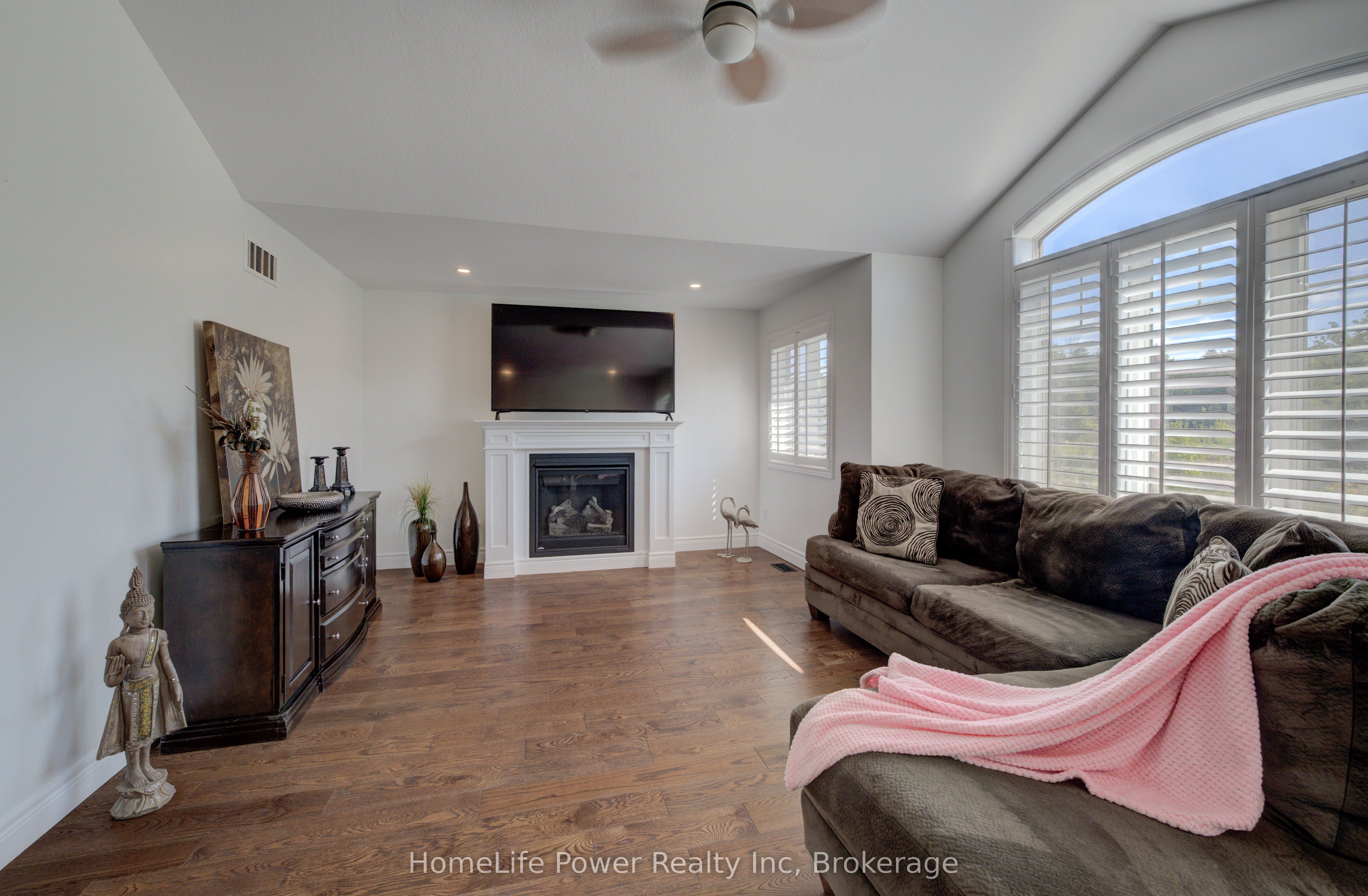 Photo 75 of 113 Dallan Drive, Guelph, Pineridge/Westminster Woods — HOMEH