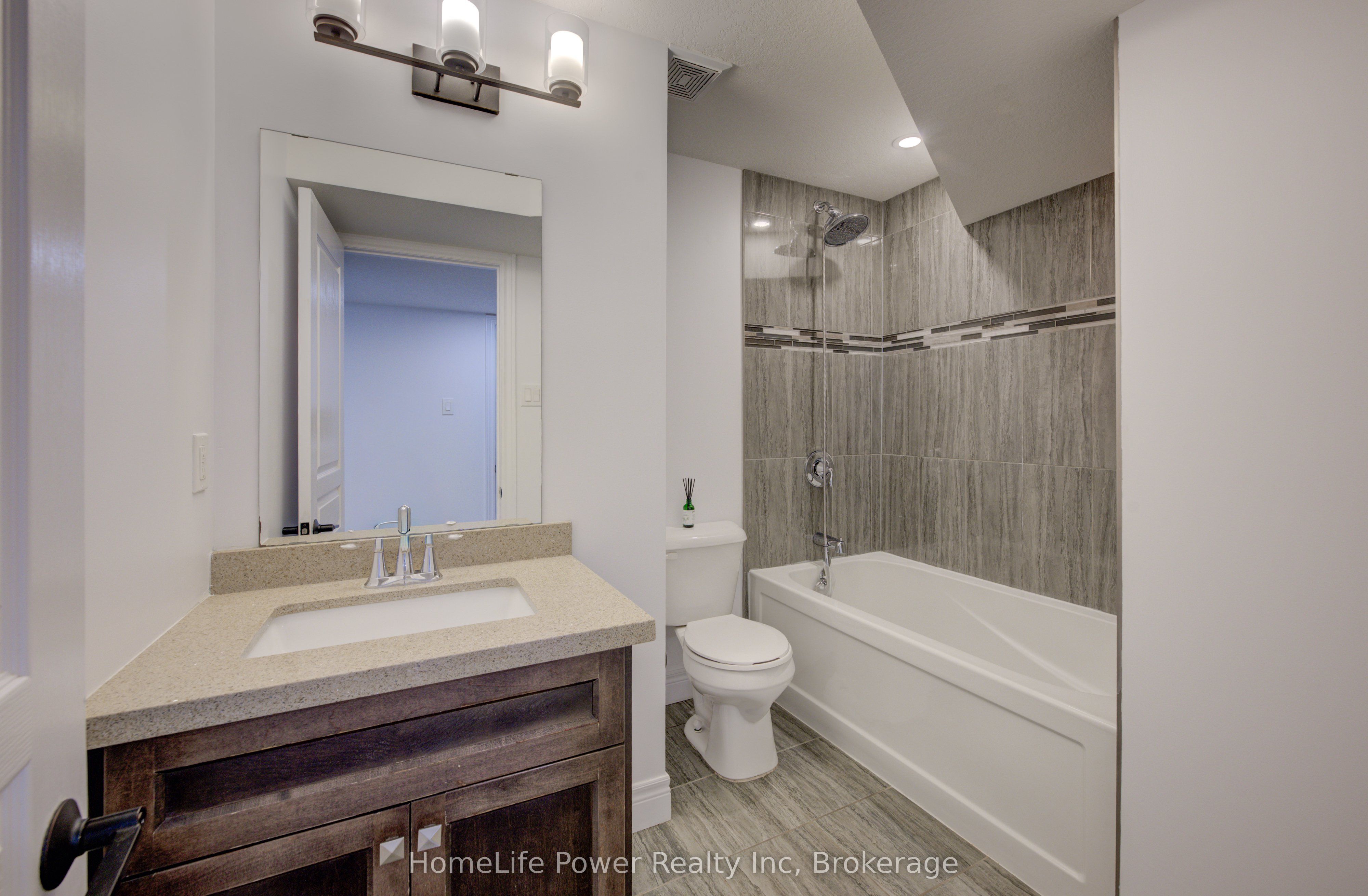 Photo 90 of 113 Dallan Drive, Guelph, Pineridge/Westminster Woods — HOMEH