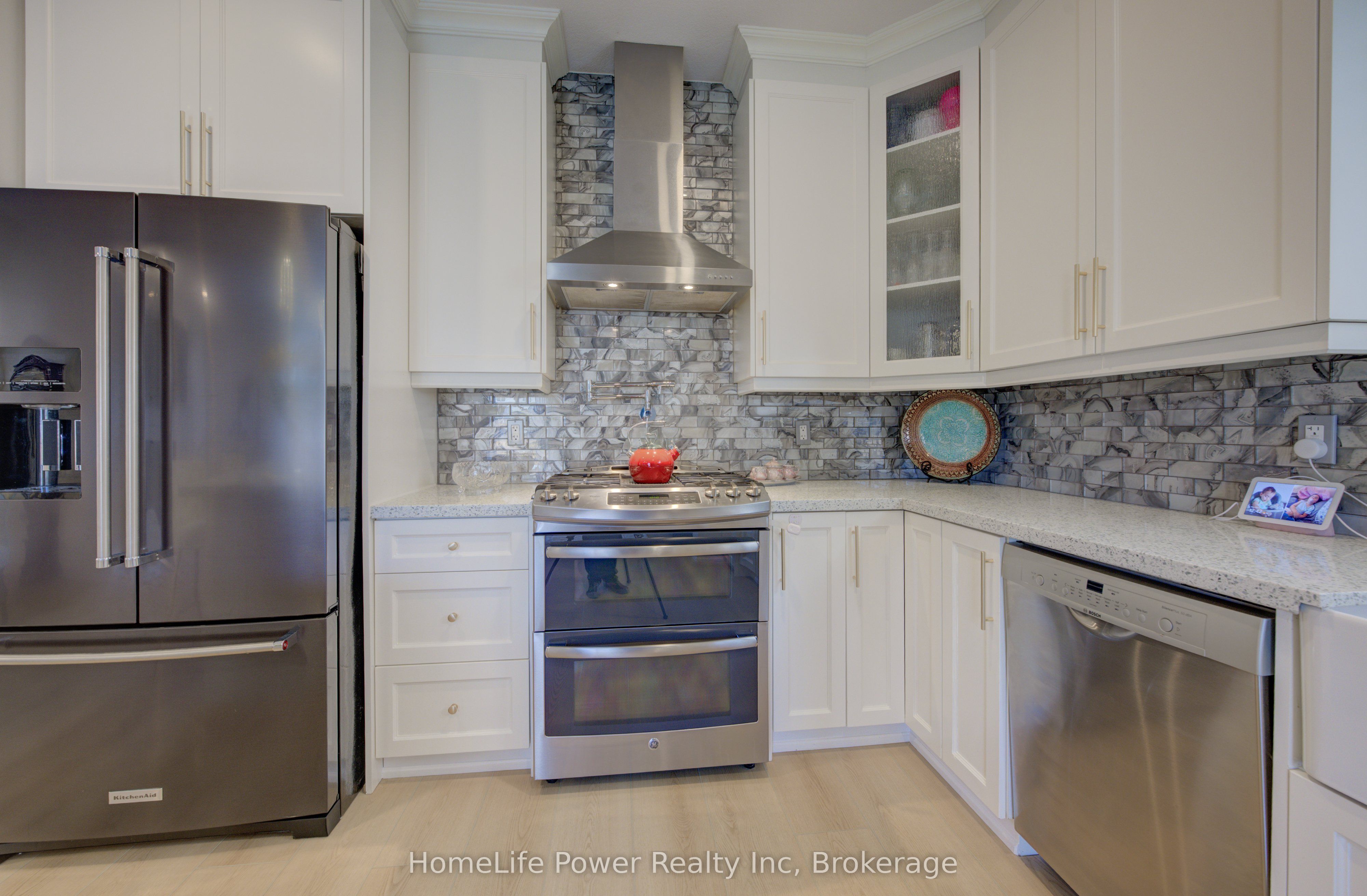 Photo 64 of 113 Dallan Drive, Guelph, Pineridge/Westminster Woods — HOMEH