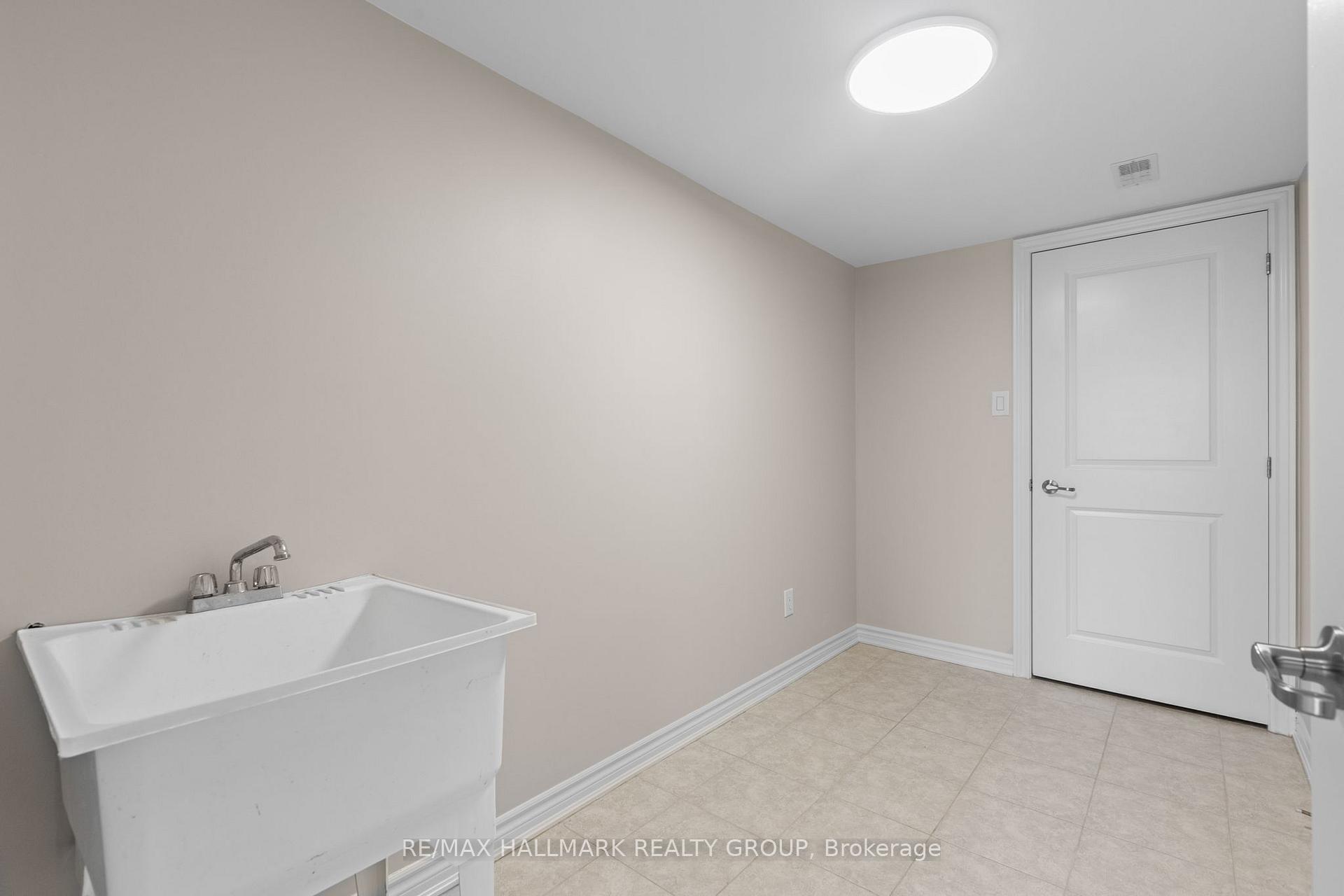 Photo 6 of 463 White Arctic Avenue, Ottawa, Barrhaven - Half Moon Bay — HOMEH