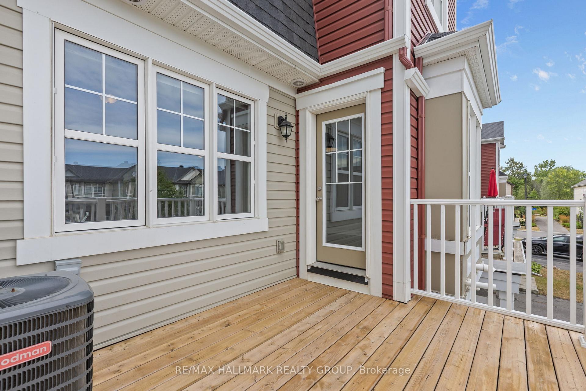 Photo 15 of 463 White Arctic Avenue, Ottawa, Barrhaven - Half Moon Bay — HOMEH