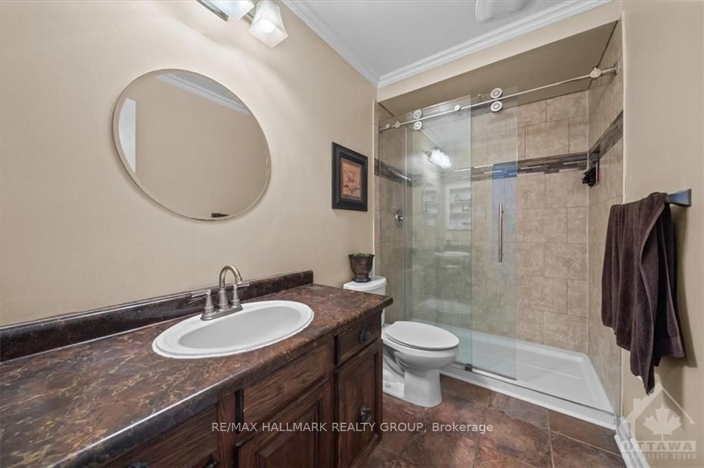 Photo 17 of 31 Equestrian Drive, Ottawa, Kanata - Bridlewood — HOMEH