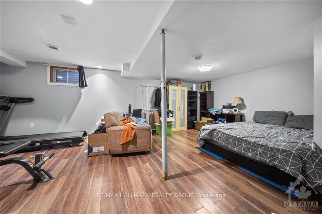 Photo 21 of 31 Equestrian Drive, Ottawa, Kanata - Bridlewood — HOMEH