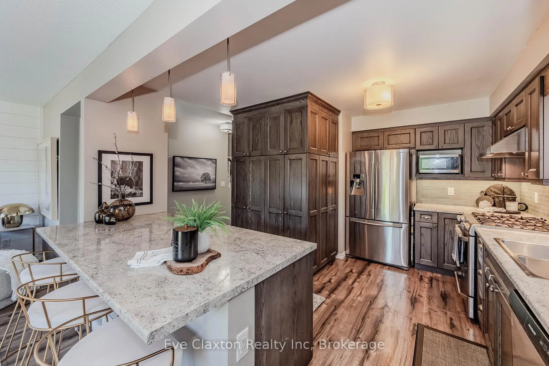 Photo 4 of 9 Mccurdy Road, Guelph, Kortright West — HOMEH