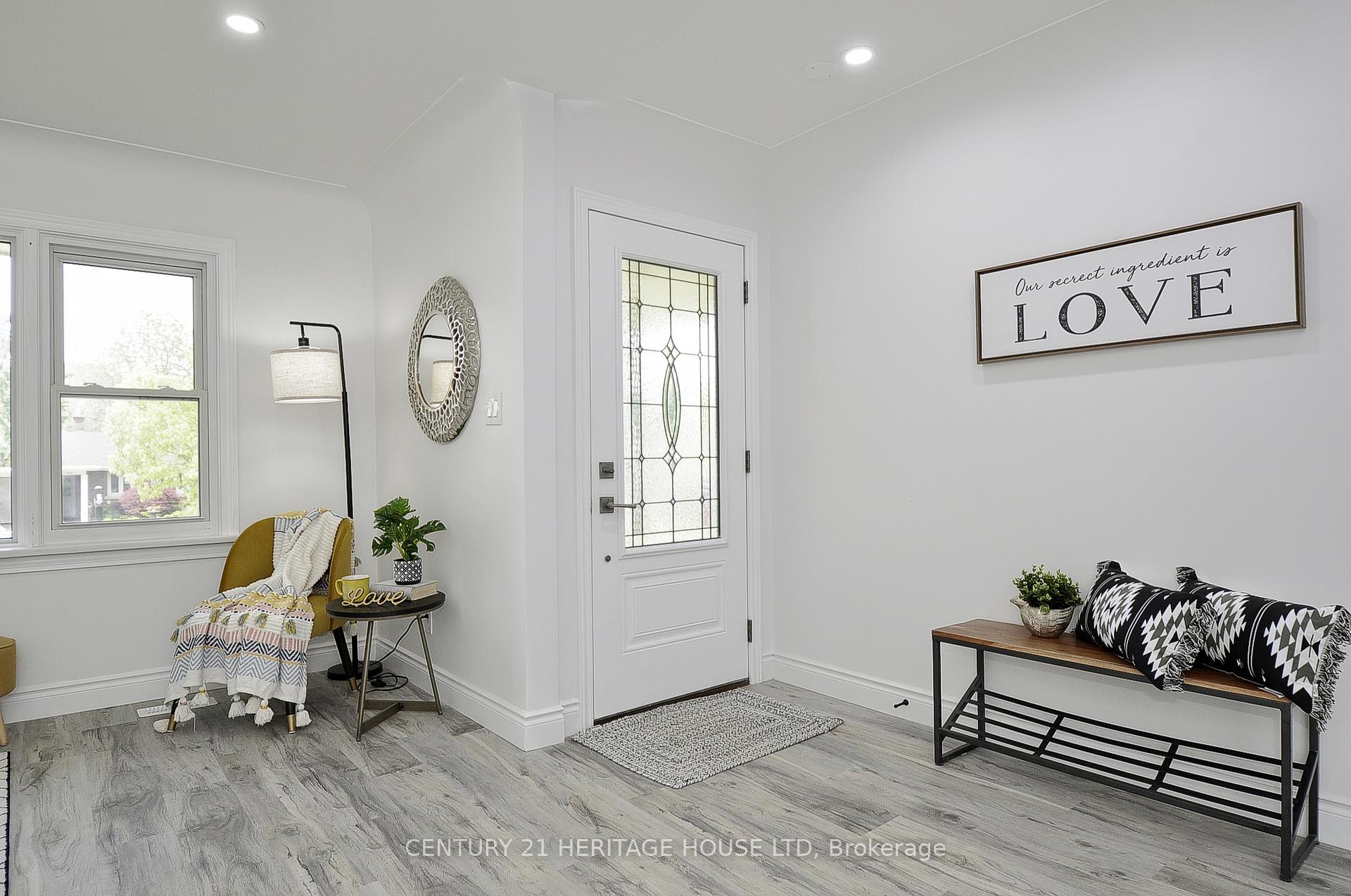 Photo 10 of 1083 Rose Street, Cambridge — HOMEH