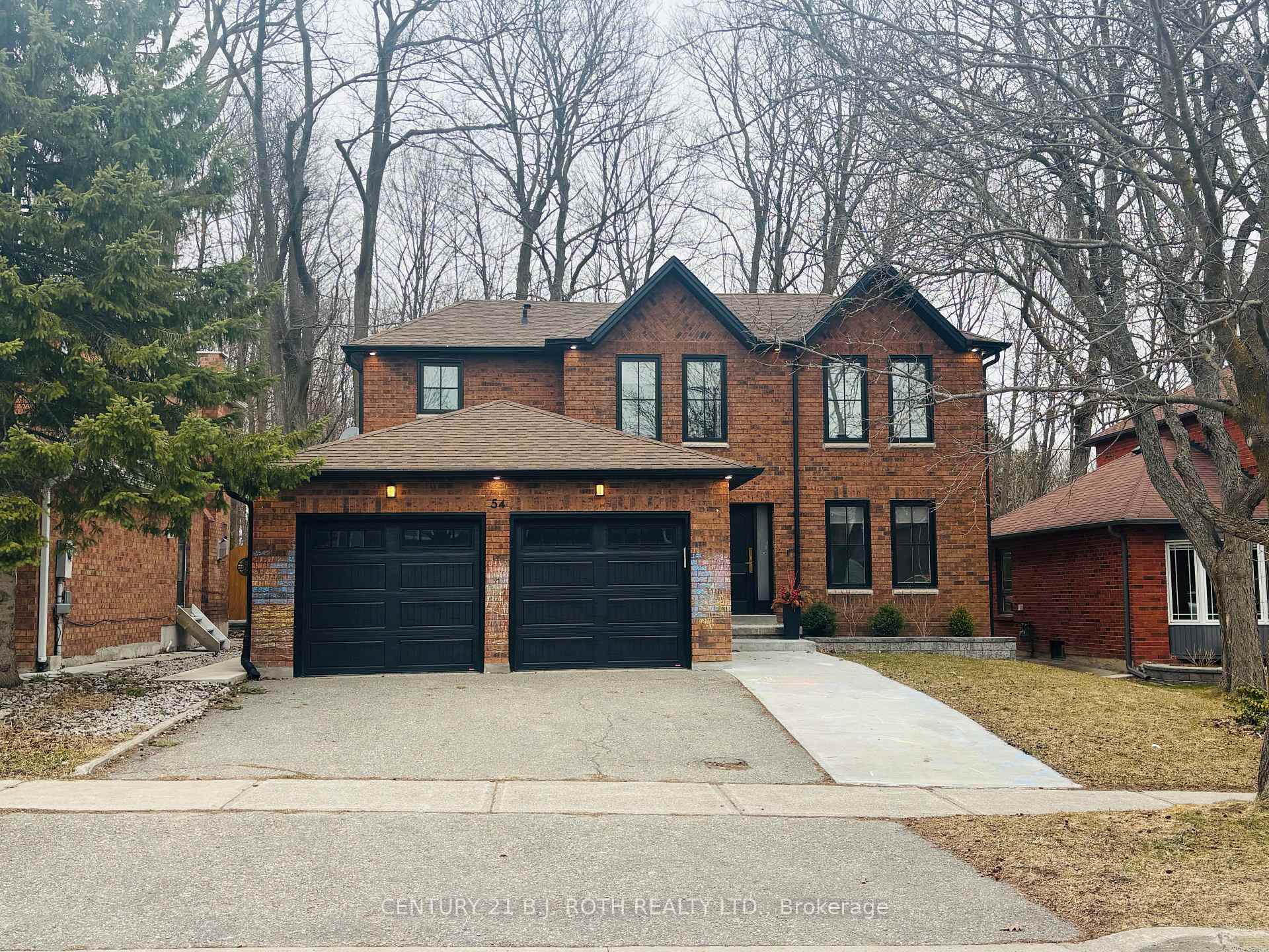Photo 2 of 54 Tribbling Crescent, Aurora, Hills of St Andrew — HOMEH