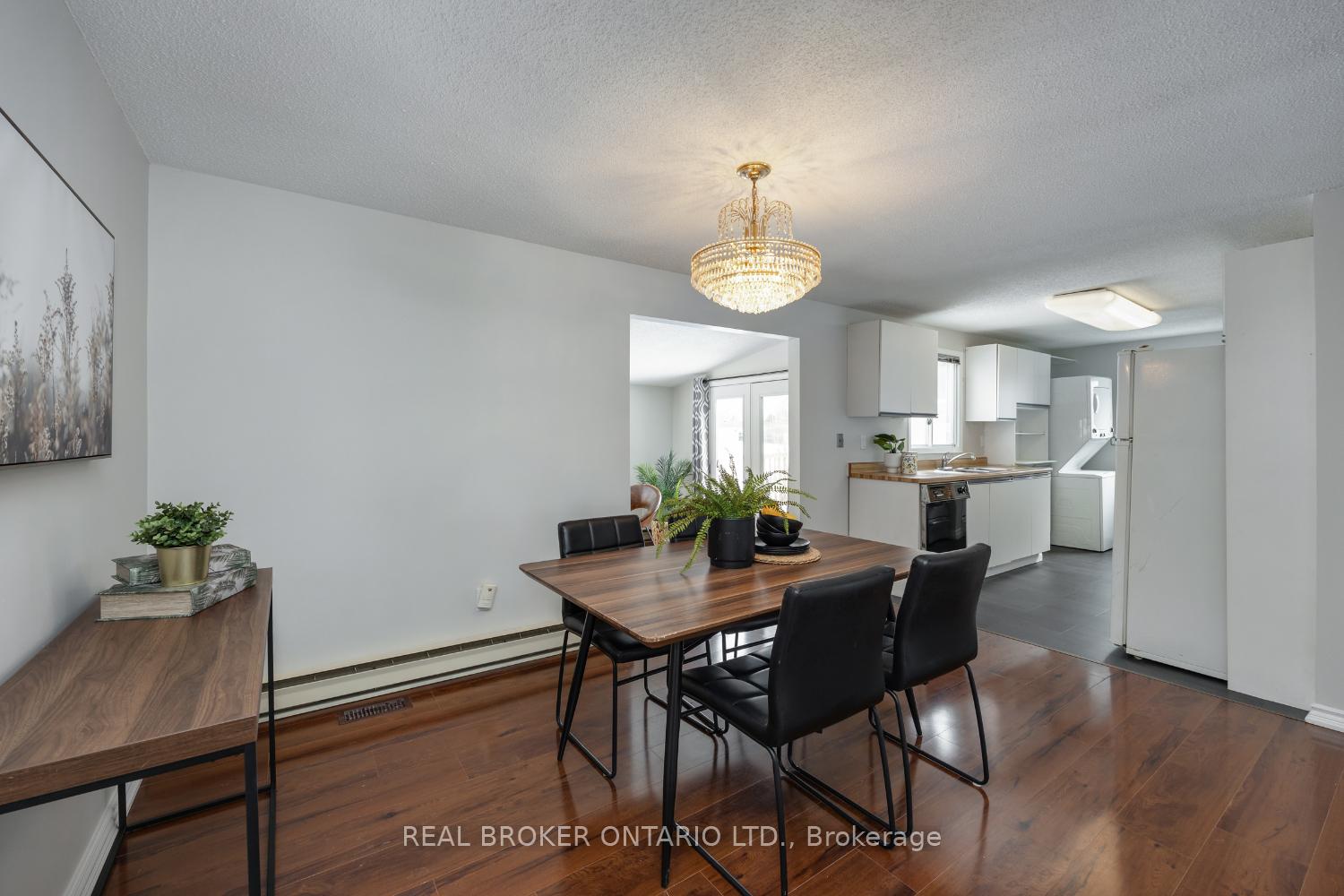Photo 10 of 232 Wilmot Trail, Clarington, Bowmanville — HOMEH
