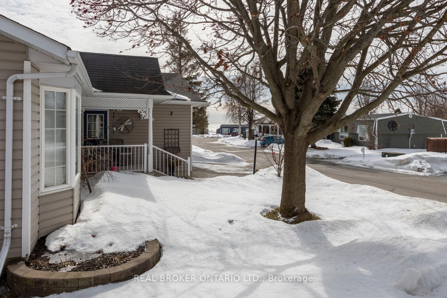 Photo 20 of 232 Wilmot Trail, Clarington, Bowmanville — HOMEH