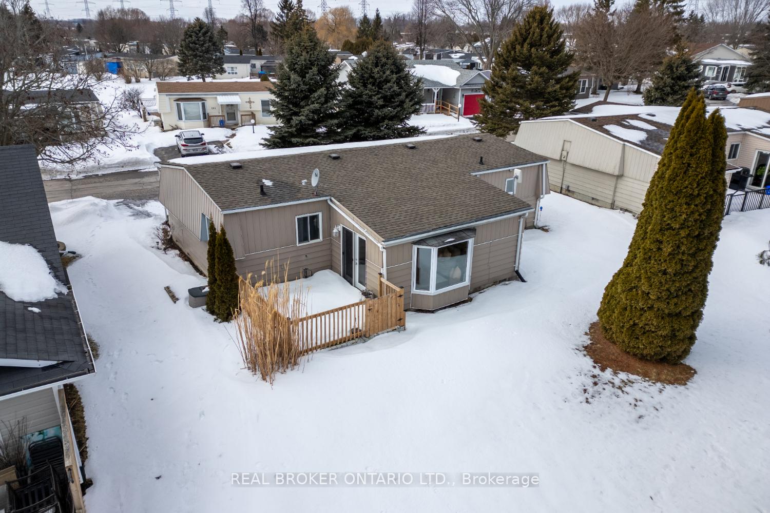 Photo 23 of 232 Wilmot Trail, Clarington, Bowmanville — HOMEH