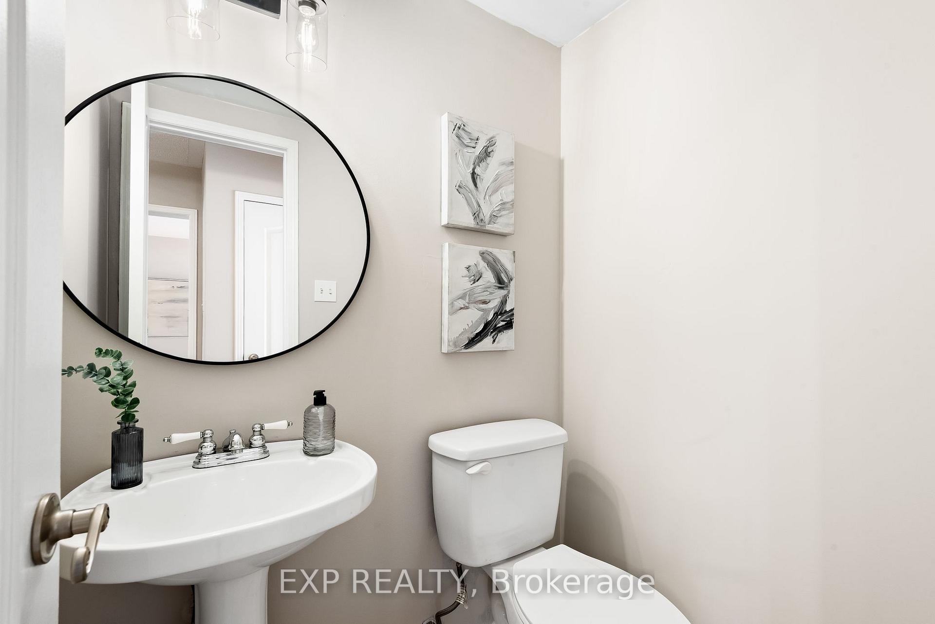 Photo 18 of 23 John Walter Crescent, Clarington, Courtice — HOMEH