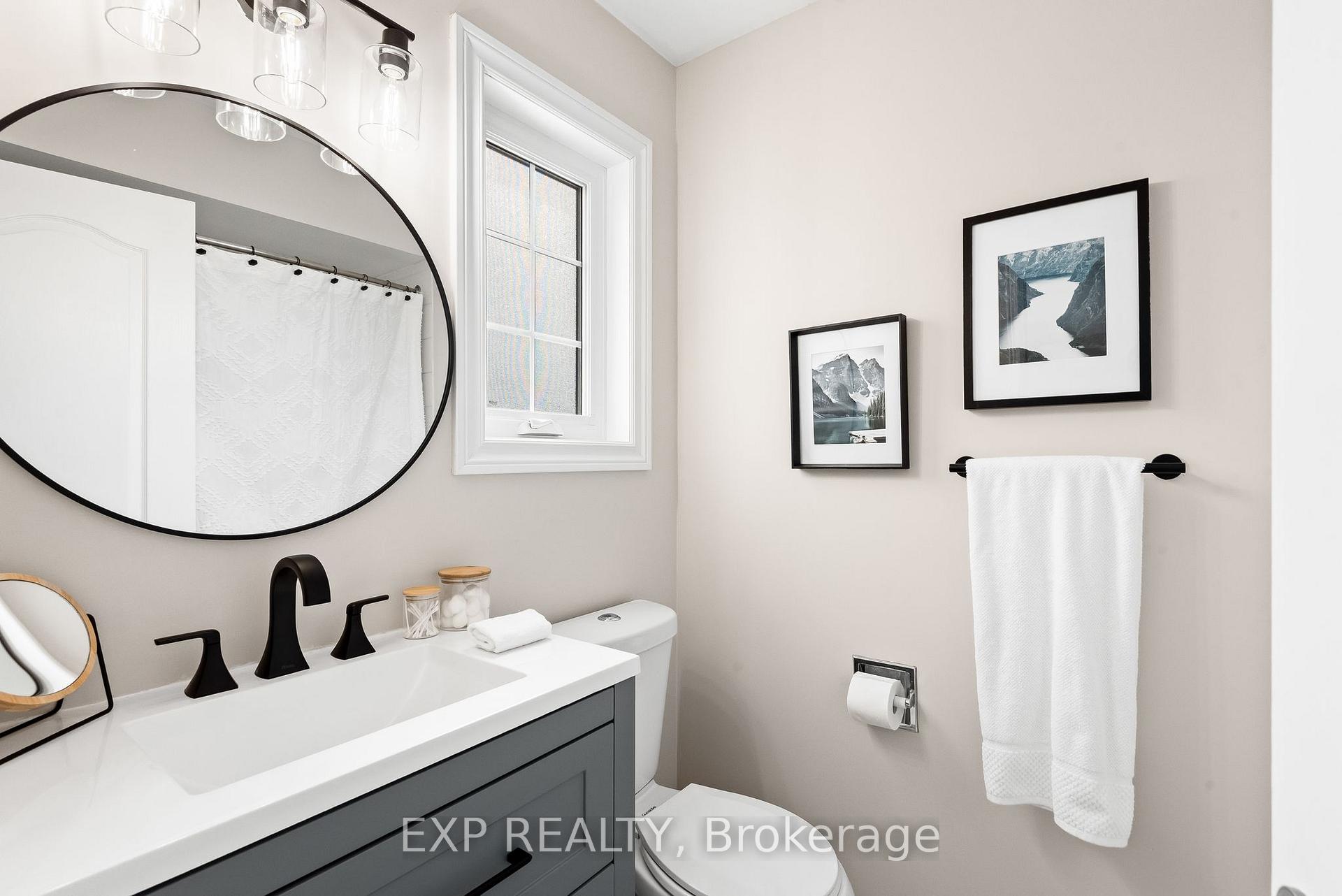 Photo 26 of 23 John Walter Crescent, Clarington, Courtice — HOMEH