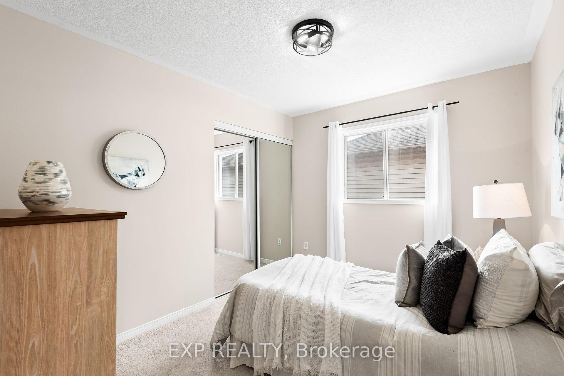 Photo 27 of 23 John Walter Crescent, Clarington, Courtice — HOMEH