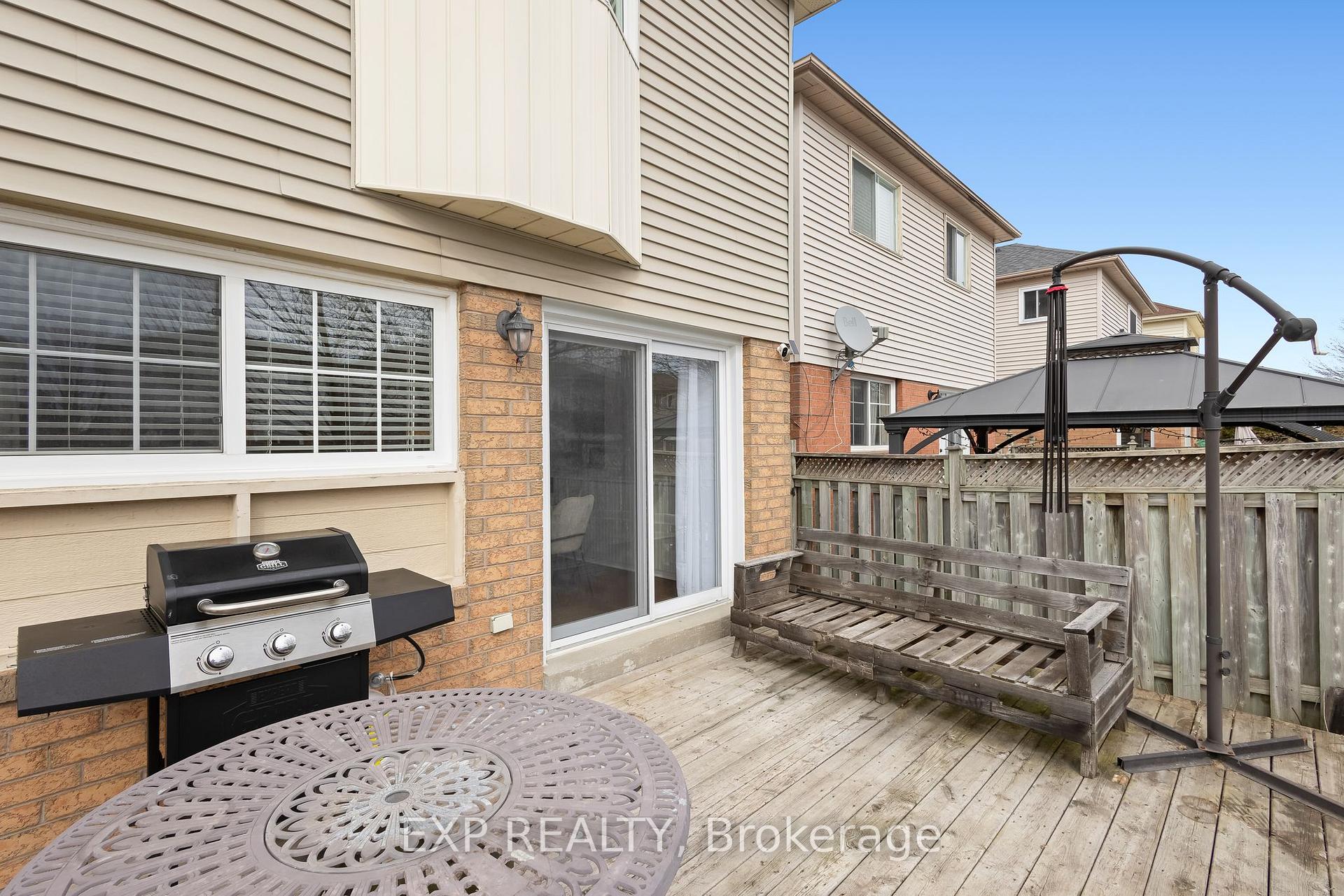 Photo 44 of 23 John Walter Crescent, Clarington, Courtice — HOMEH