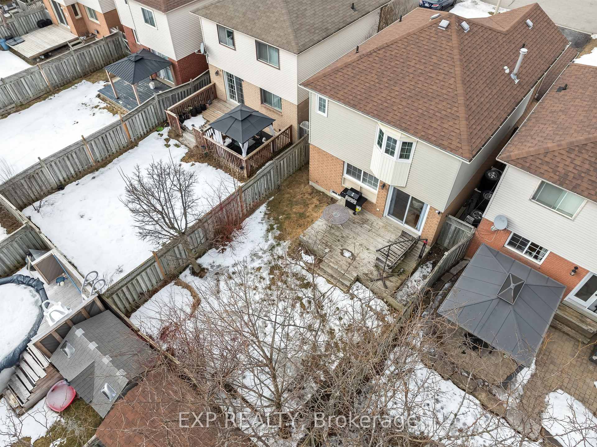 Photo 49 of 23 John Walter Crescent, Clarington, Courtice — HOMEH