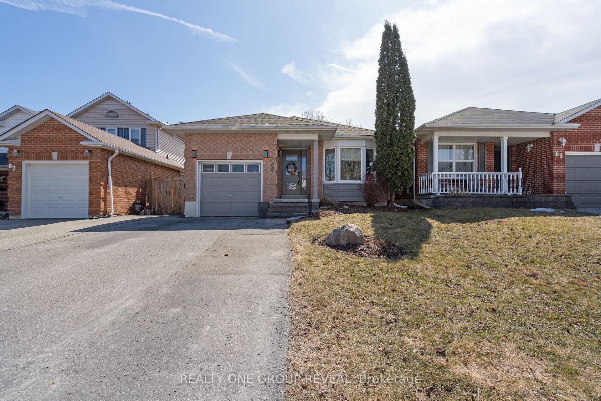 Photo 2 of 65 Hart Boulevard, Clarington, Newcastle — HOMEH