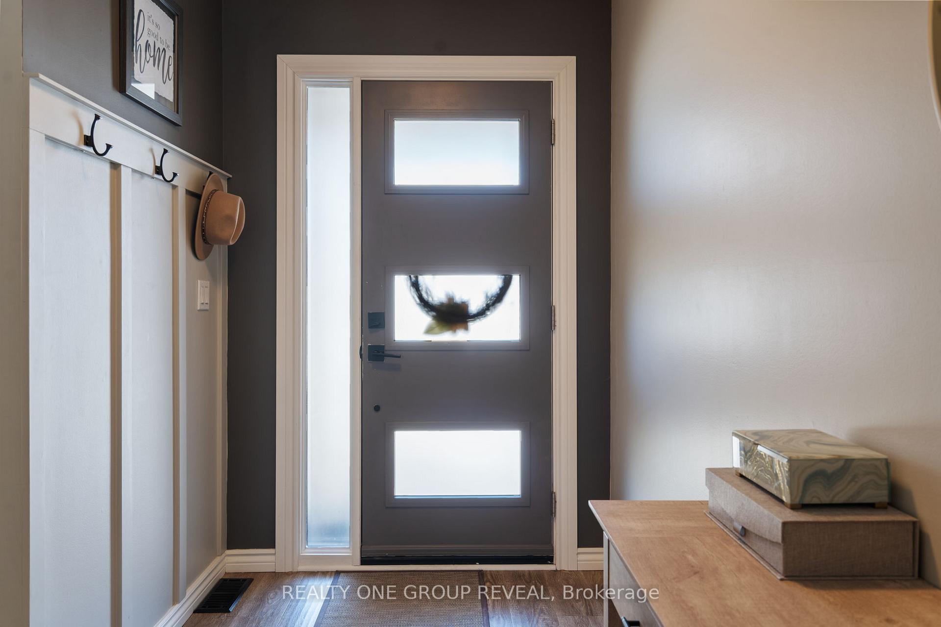 Photo 5 of 65 Hart Boulevard, Clarington, Newcastle — HOMEH