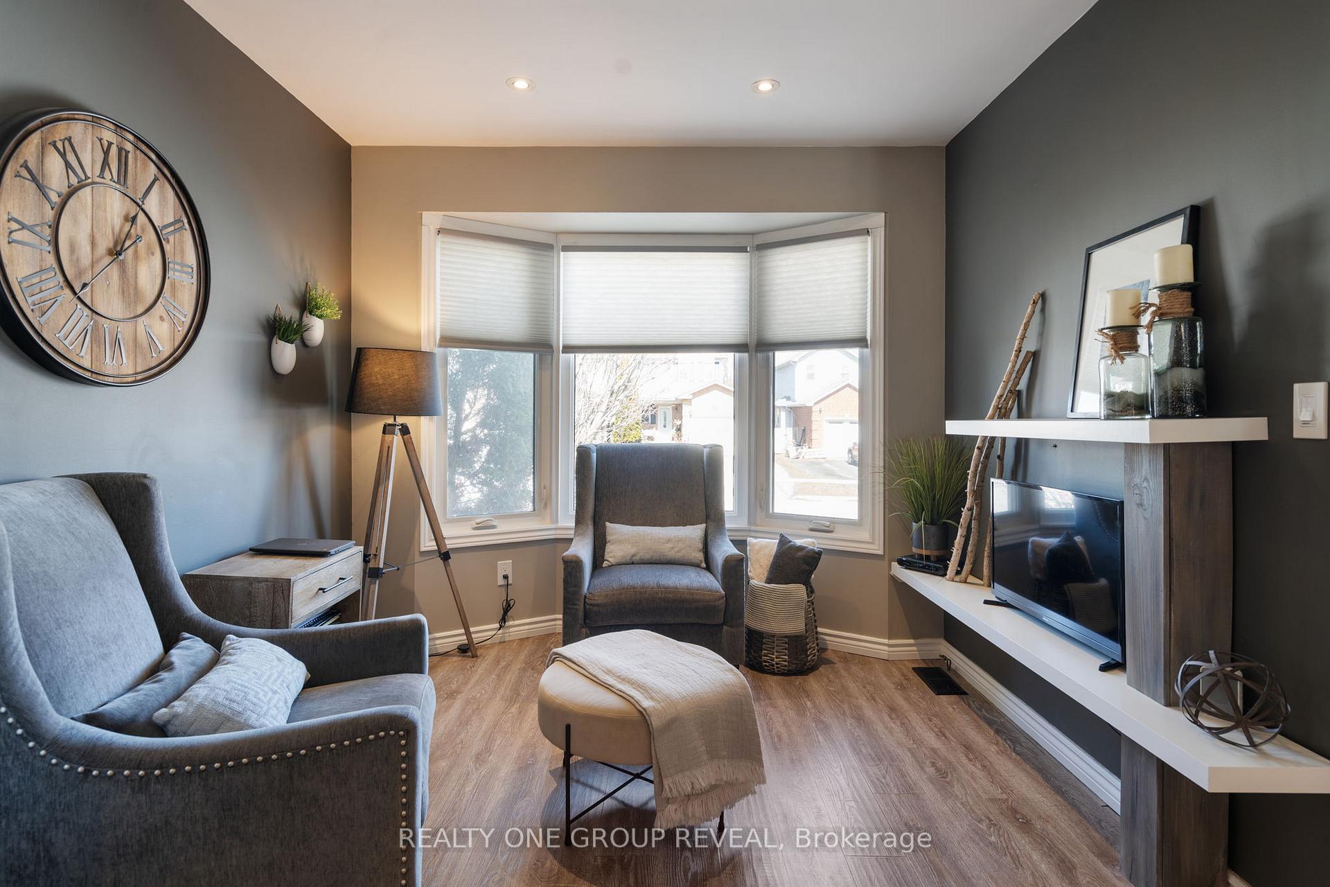 Photo 8 of 65 Hart Boulevard, Clarington, Newcastle — HOMEH