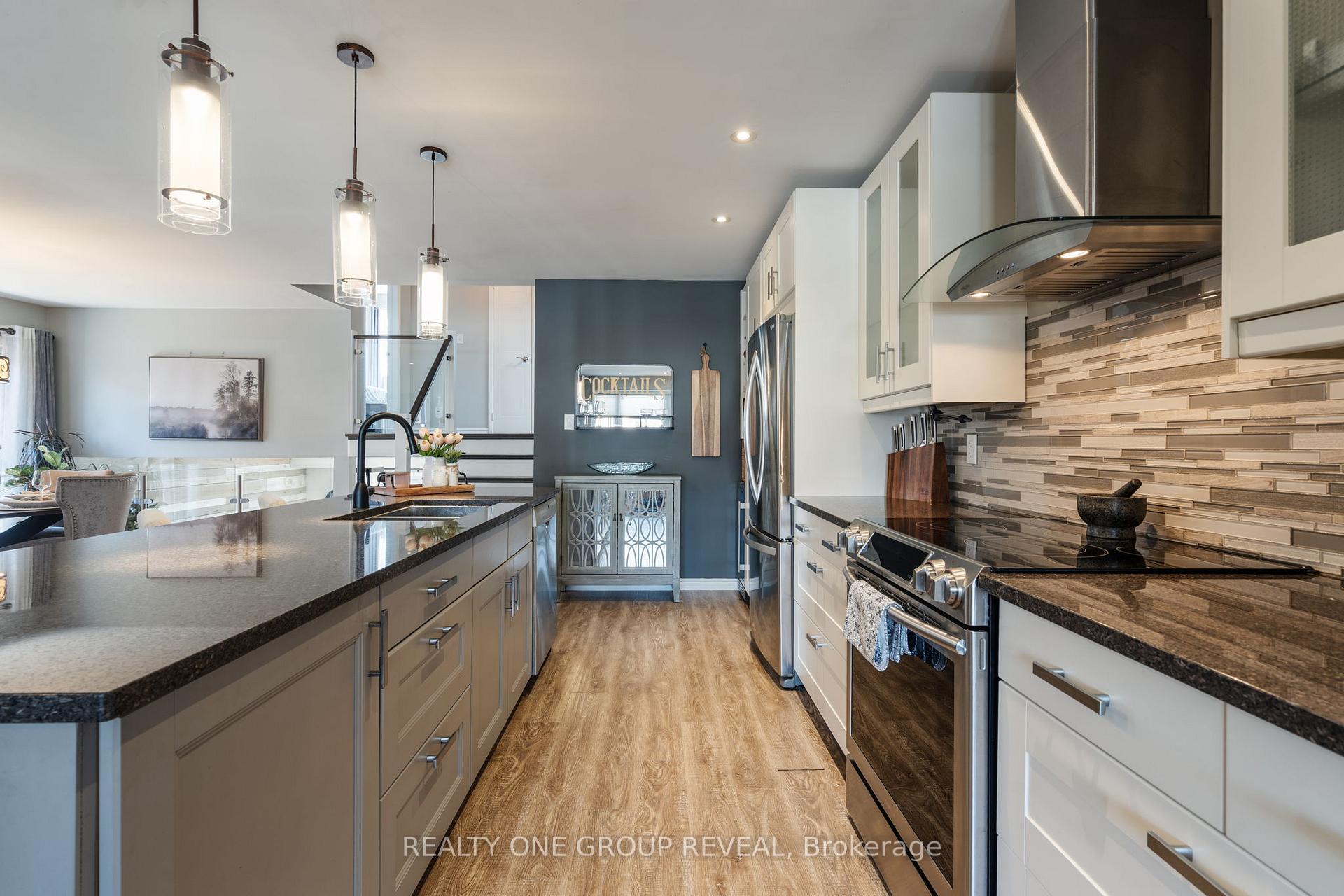 Photo 11 of 65 Hart Boulevard, Clarington, Newcastle — HOMEH